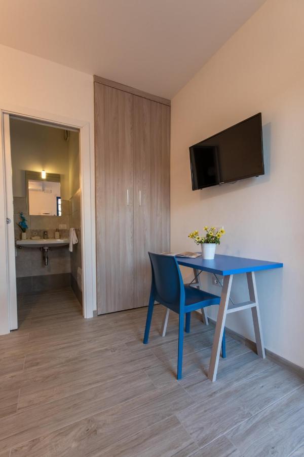 Hotel Bed & Blu La Caletta Exterior foto