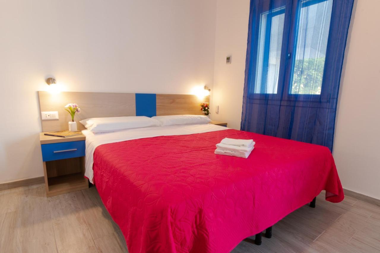 Hotel Bed & Blu La Caletta Exterior foto