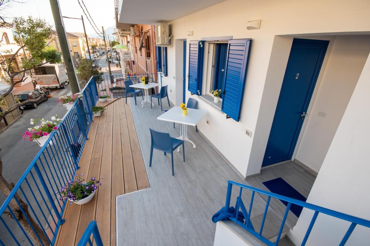 Hotel Bed & Blu La Caletta Exterior foto