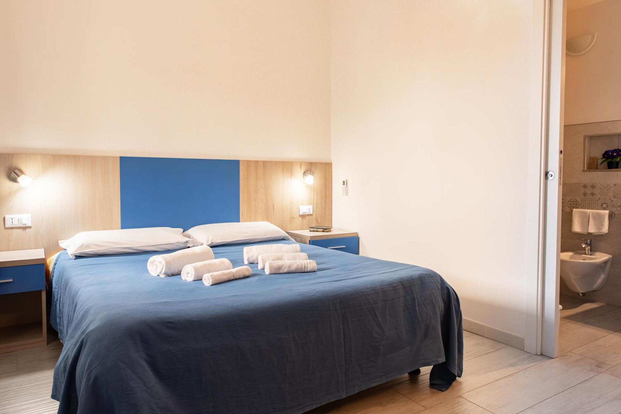 Hotel Bed & Blu La Caletta Exterior foto