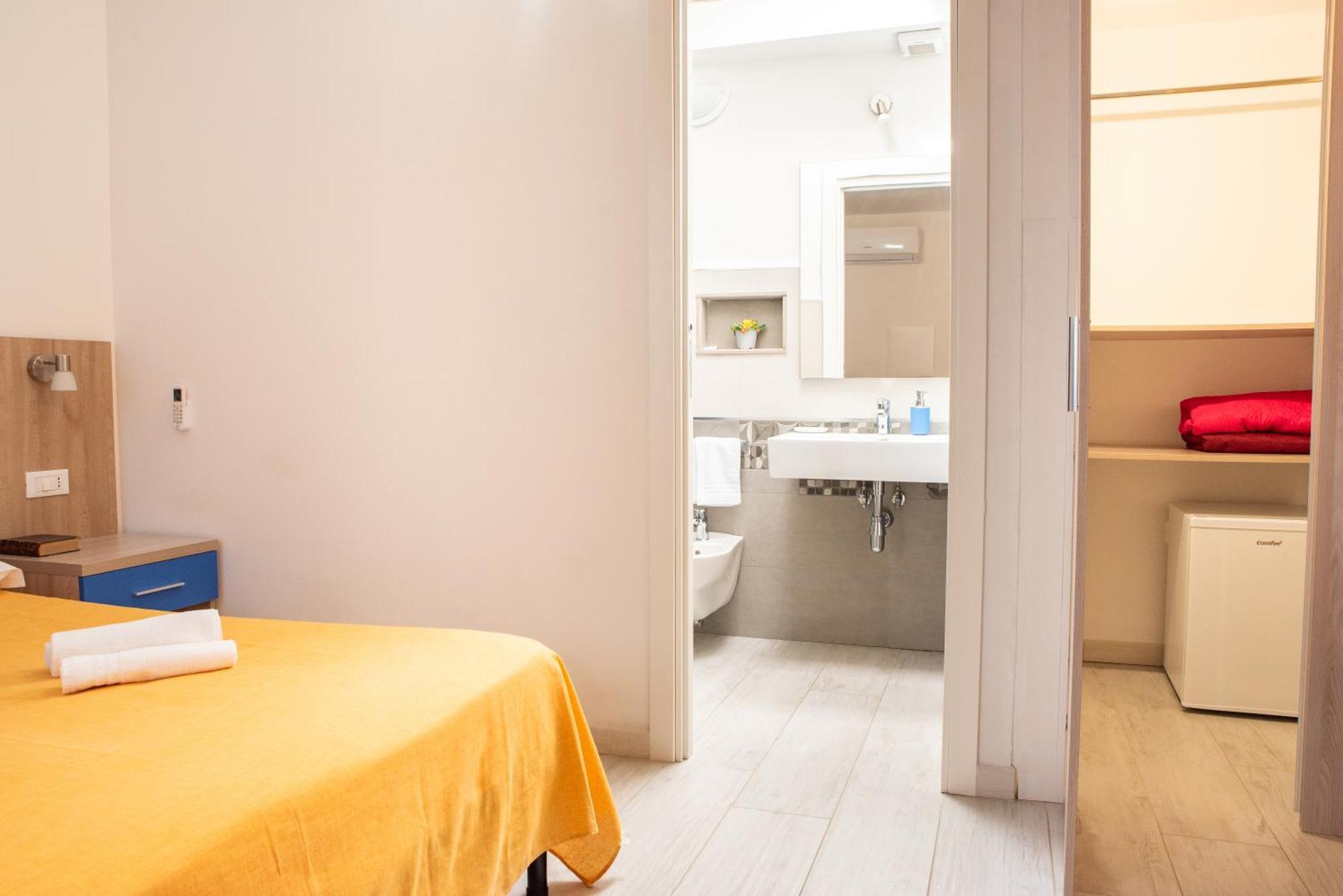 Hotel Bed & Blu La Caletta Exterior foto