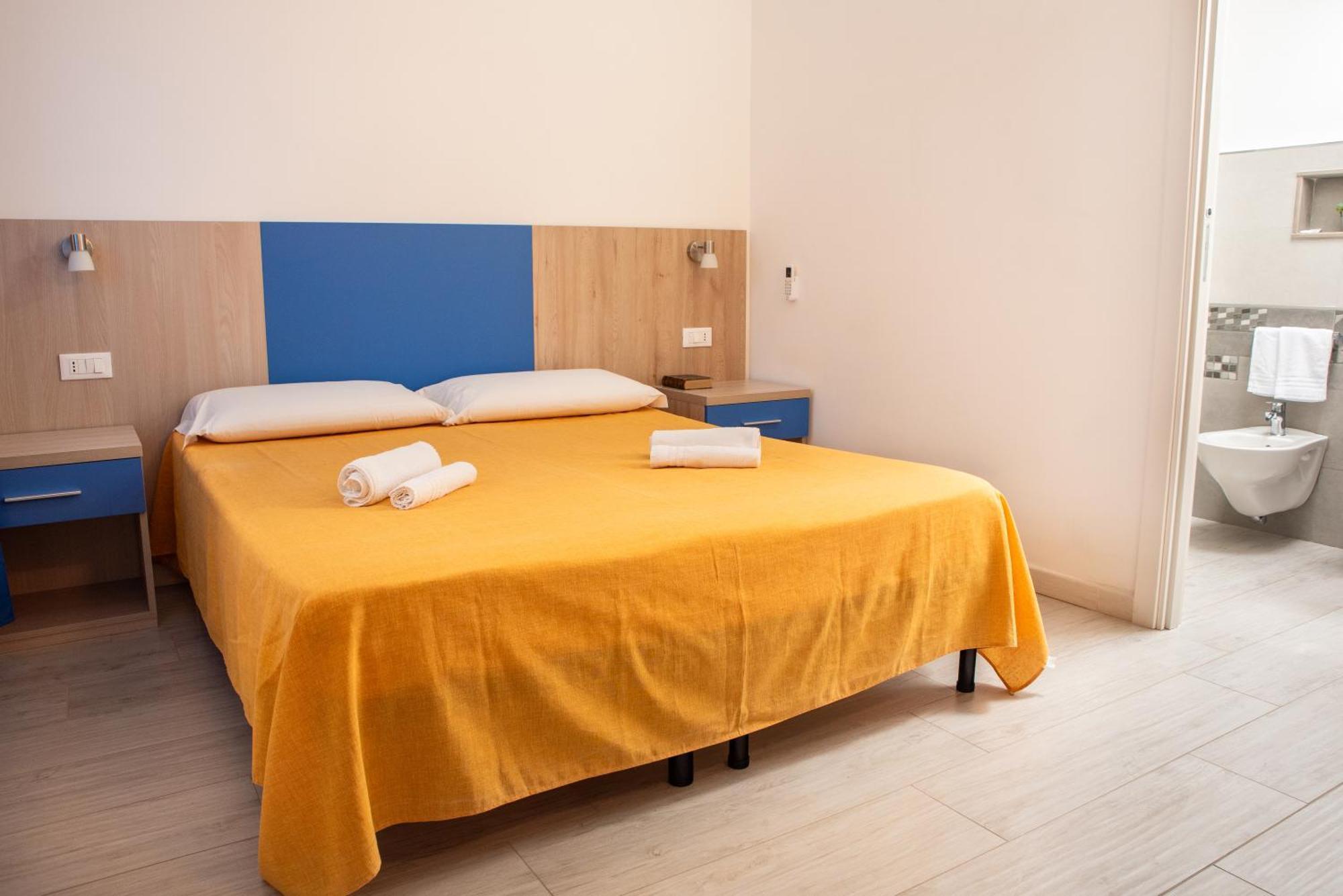 Hotel Bed & Blu La Caletta Exterior foto